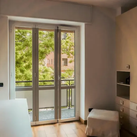 Prestigioso Appartamento In Zona Tortona - Solari Milan Exterior photo