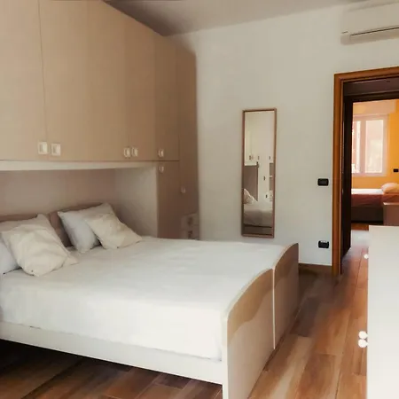 Prestigioso Appartamento In Zona Tortona - Solari Milan Exterior photo